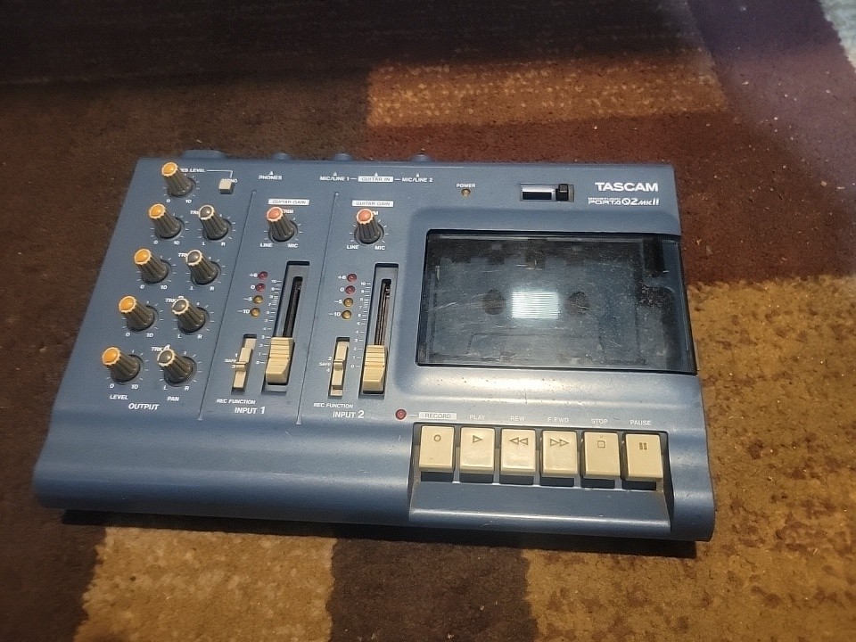 Tascam Ministudio Porta 02 MKII 4 Track Cassette Recorder / 