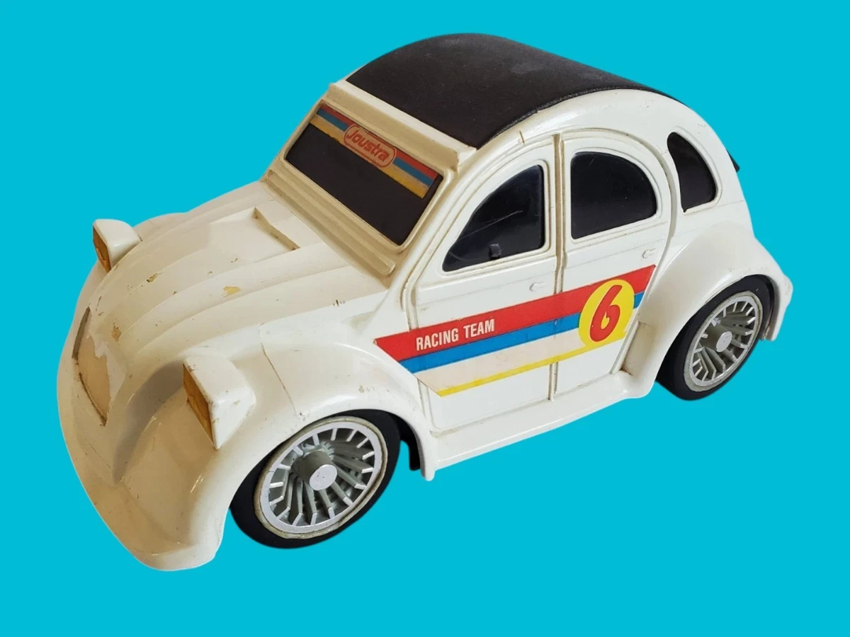 VOITURE DE COURSE en tôle joustra michelin GT vintage EUR 8,90