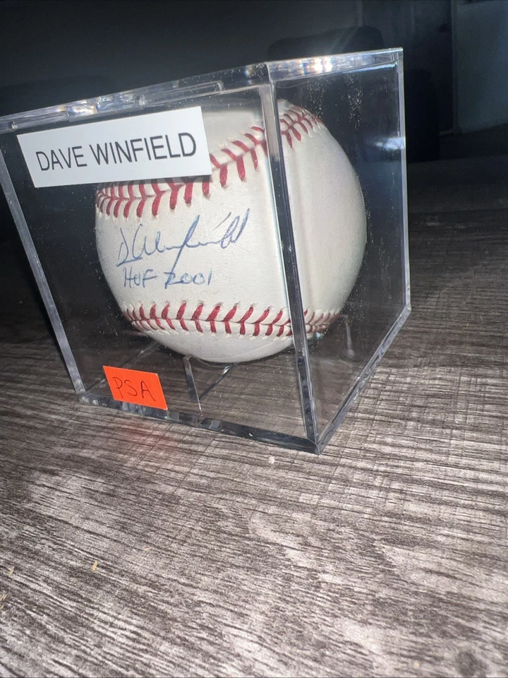 DAVE WINFIELD SIGNED OFFICIAL MAJOR LEAGUE BASEBALL WITH "HOF 2001" PSA/DNA COA - Image 2 of 4