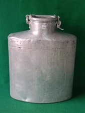 ANTICO BIDONE PER LATTE DA SPALLA ALLUMINIO GUINZIO ROSSI MADE IN ITALY. DF92