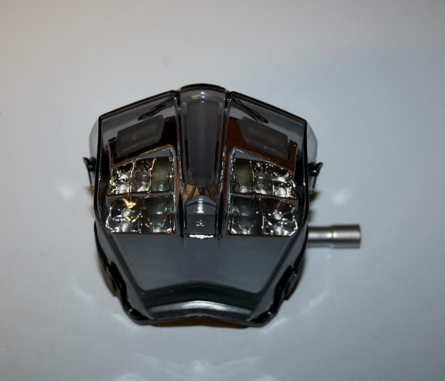 Feu arrière LED fumé avec clignotants intégrés pour MV Agusta Brutale 675