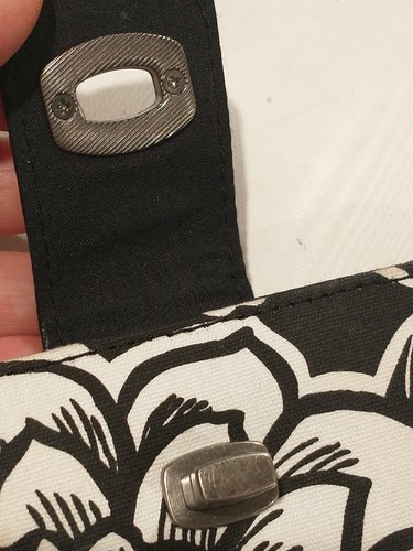 L. O'Neill Womens Wallet Black White Floral Bifold Credit Card Id Wallet - Picture 8 of 15