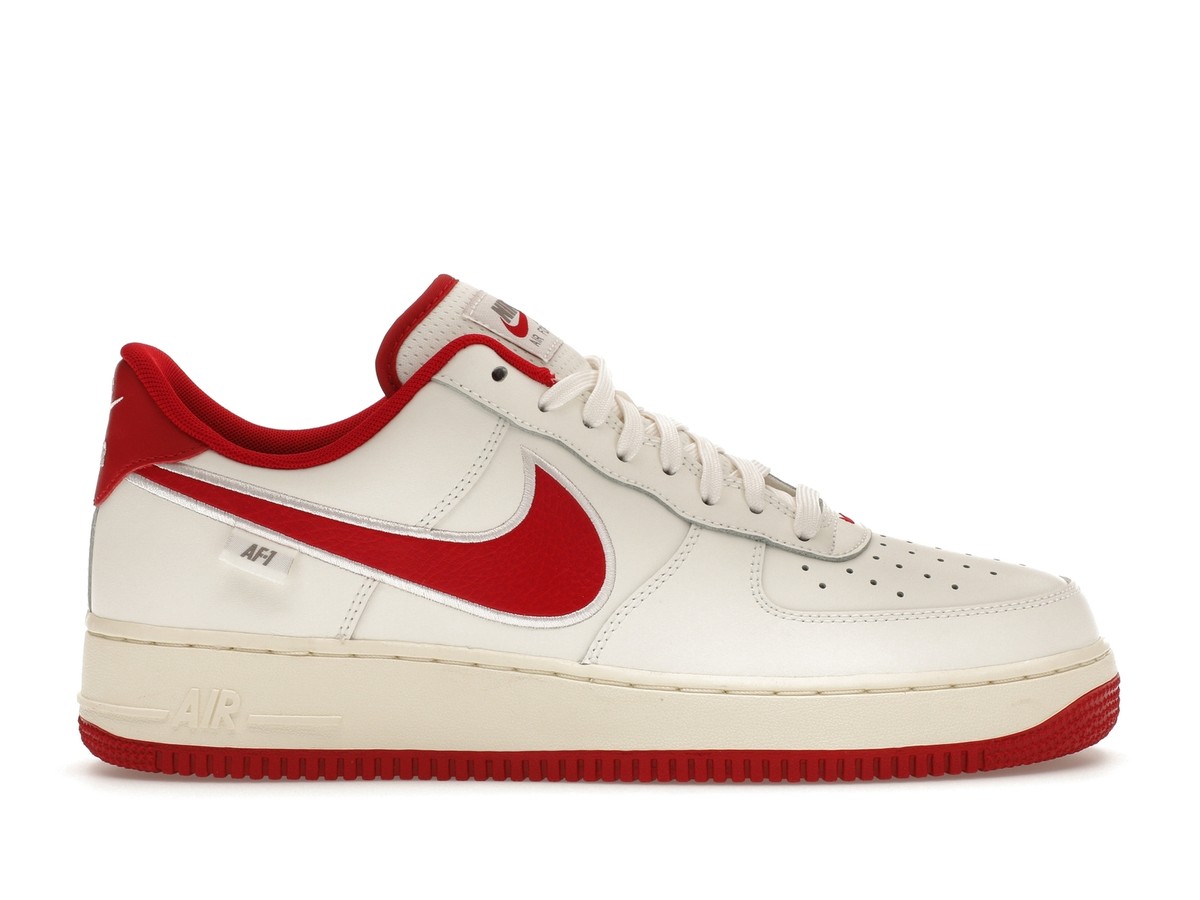 Nike Air Force 1 クリーム/レッド ‼️SALE‼️ Nike Air Force 1 '07 Sail Gym Red Embroidered Swoosh