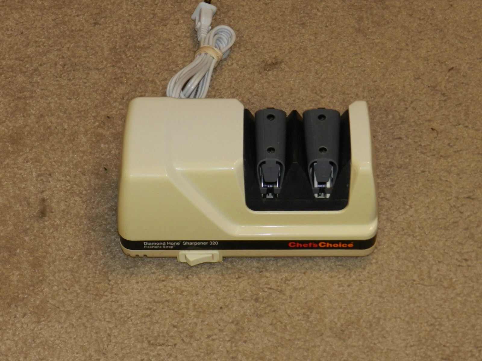 Chef's choice Diamond Hone Sharpener 320 FlexHone/Strop Electric Knife Sharpener