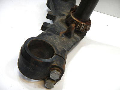 Lower steering triple tree fork clamp 1992 Kawasaki KZ1000 P