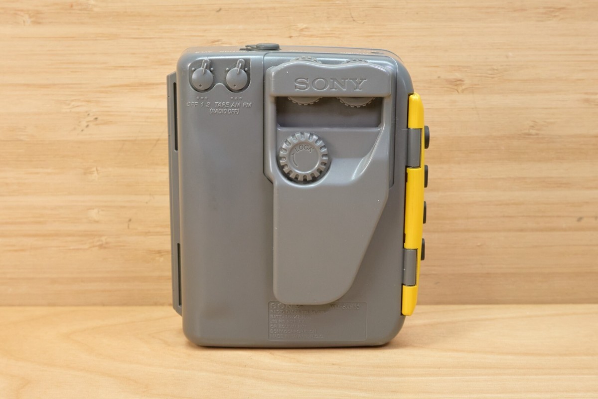 Sony Walkman Sports WM SXF10 Portable Radio and Cassette PLayer