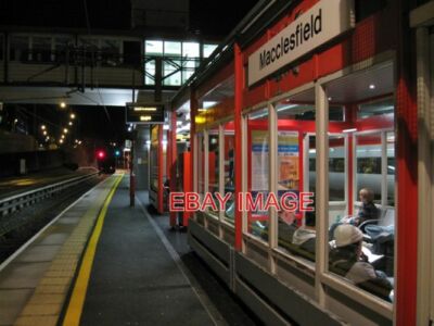 FOTO MACCLESFIELD BAHNHOF (2) MIT BLICK AUF DAS NÖRDLICHE ENDE DES PLATFOR