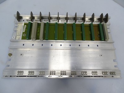  6ES5700-1LA11 MOUNTING RACK (132565 - USED) #E10