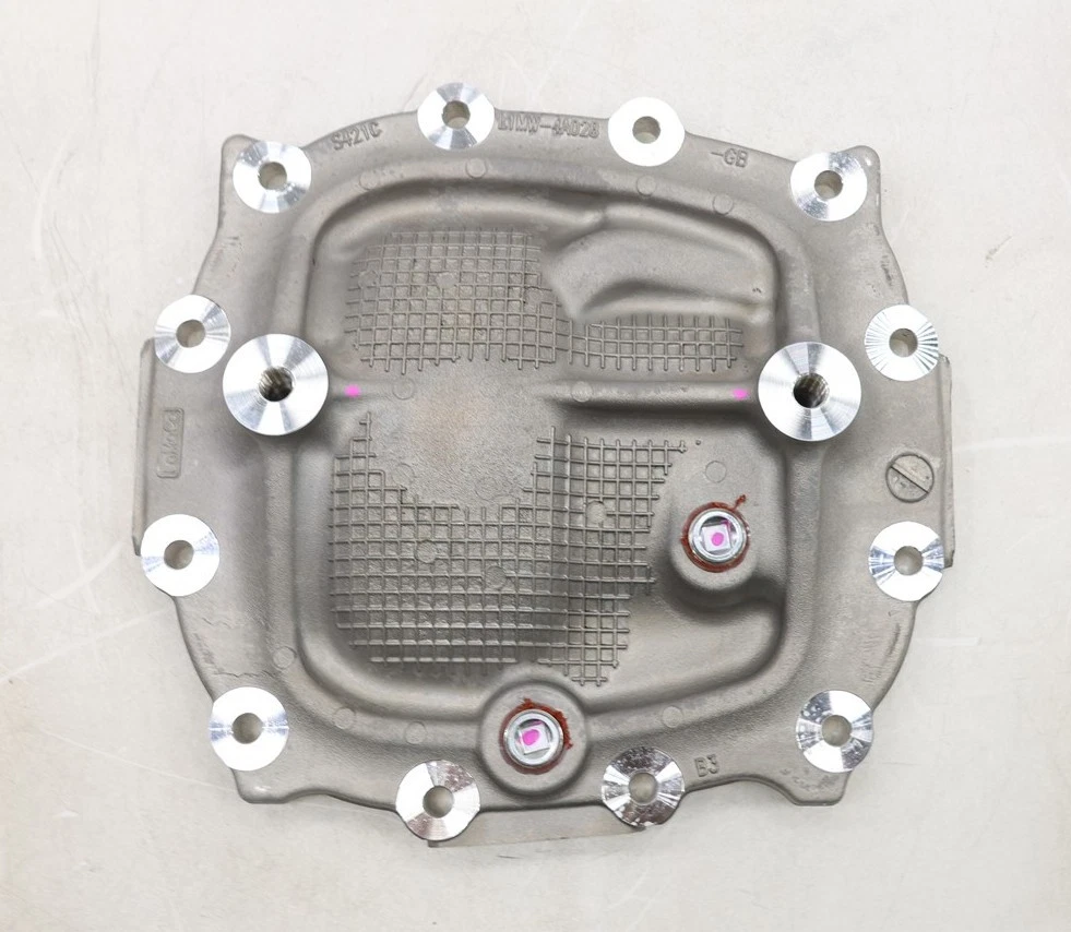 Cubierta trasera de componentes de tracción trasera para Ford Aviator 2020-2023 (N/P L1MZ4033C)