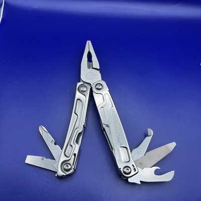 Leatherman Rev Multi Tool with Knife
