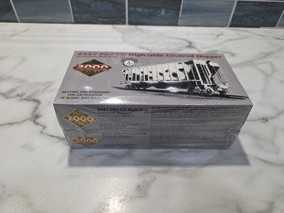 PROTO 2000 HO TLDX - CARGILL 4427 COVERED HOPPER (2 cars) kits MIB SEALED