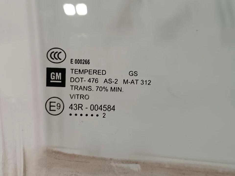 二手右后门玻璃后部配件:2012 雪佛兰 Sonic Htbk 右后级 — 第 2/4 张图片