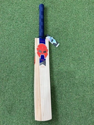 Phantom Illusion Players Cricket Bat - 2lb 8oz - Brand New! Exclusive! - Image 1 of 4