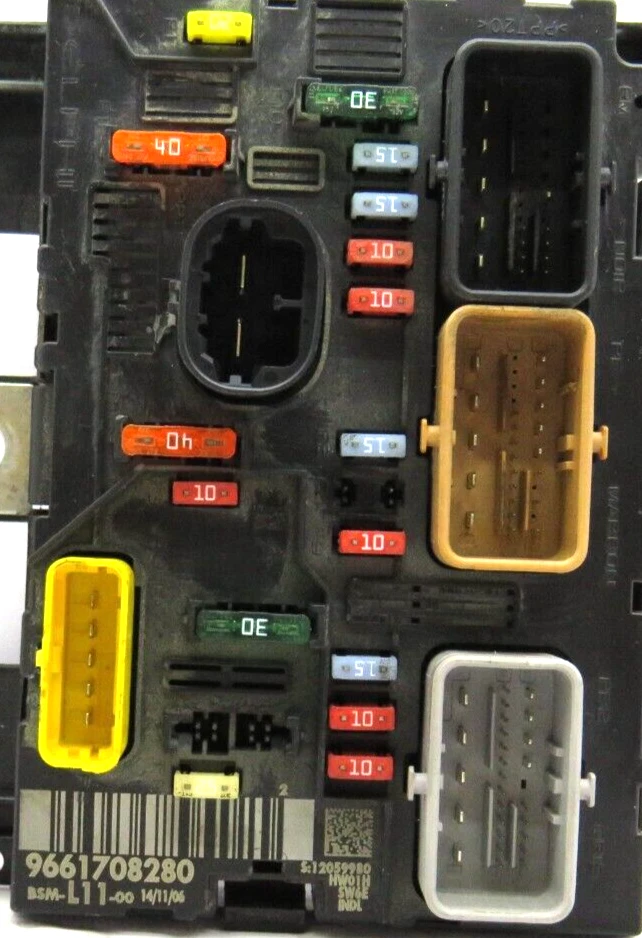 ⭐ BSM Sicherungskasten PEUGEOT / CITROEN 9661708280 BSM-L11-00 BSML1100 ⭐ - Bild 4 von 4