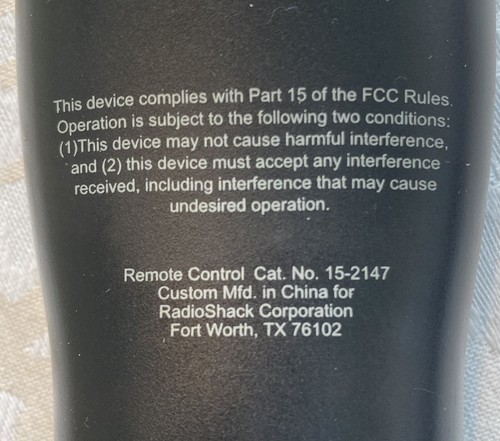 Radio Shack 3-in-One Universal TV Remote Control - Picture 4 of 7