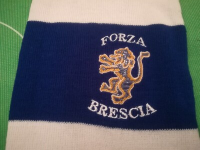 Écharpe Vintage Ultras Brescia – Laine Bleue Collection Italie