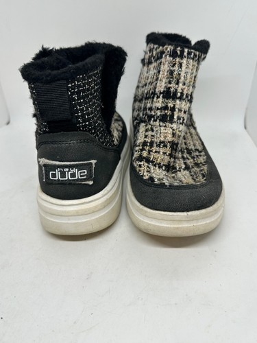 Hey Dude Shoes Boucle Mel Black Woman's Sz 6 Ankle Bootie Fur Trim - Picture 2 of 10