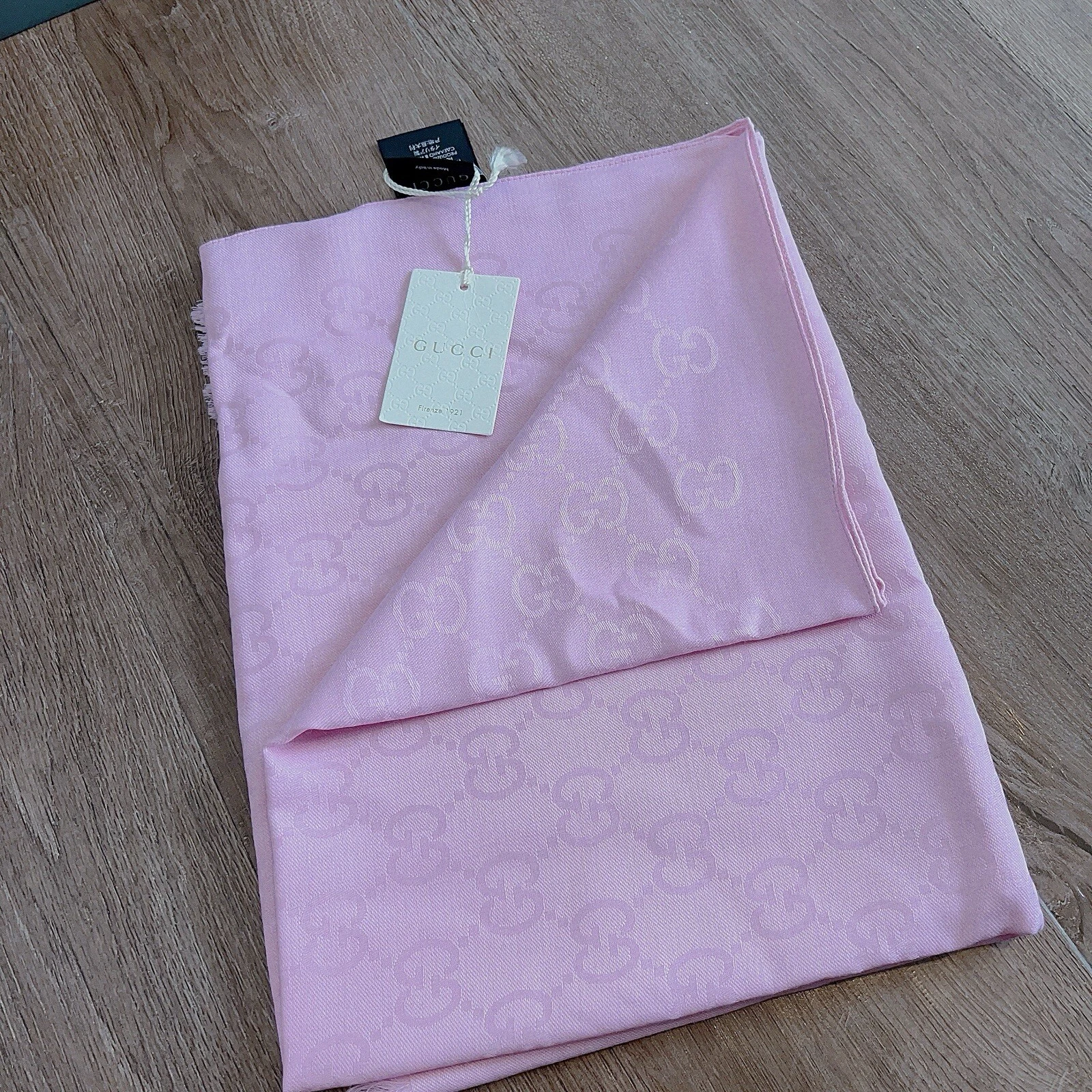 Foulard Gucci laine soie monogramme 
