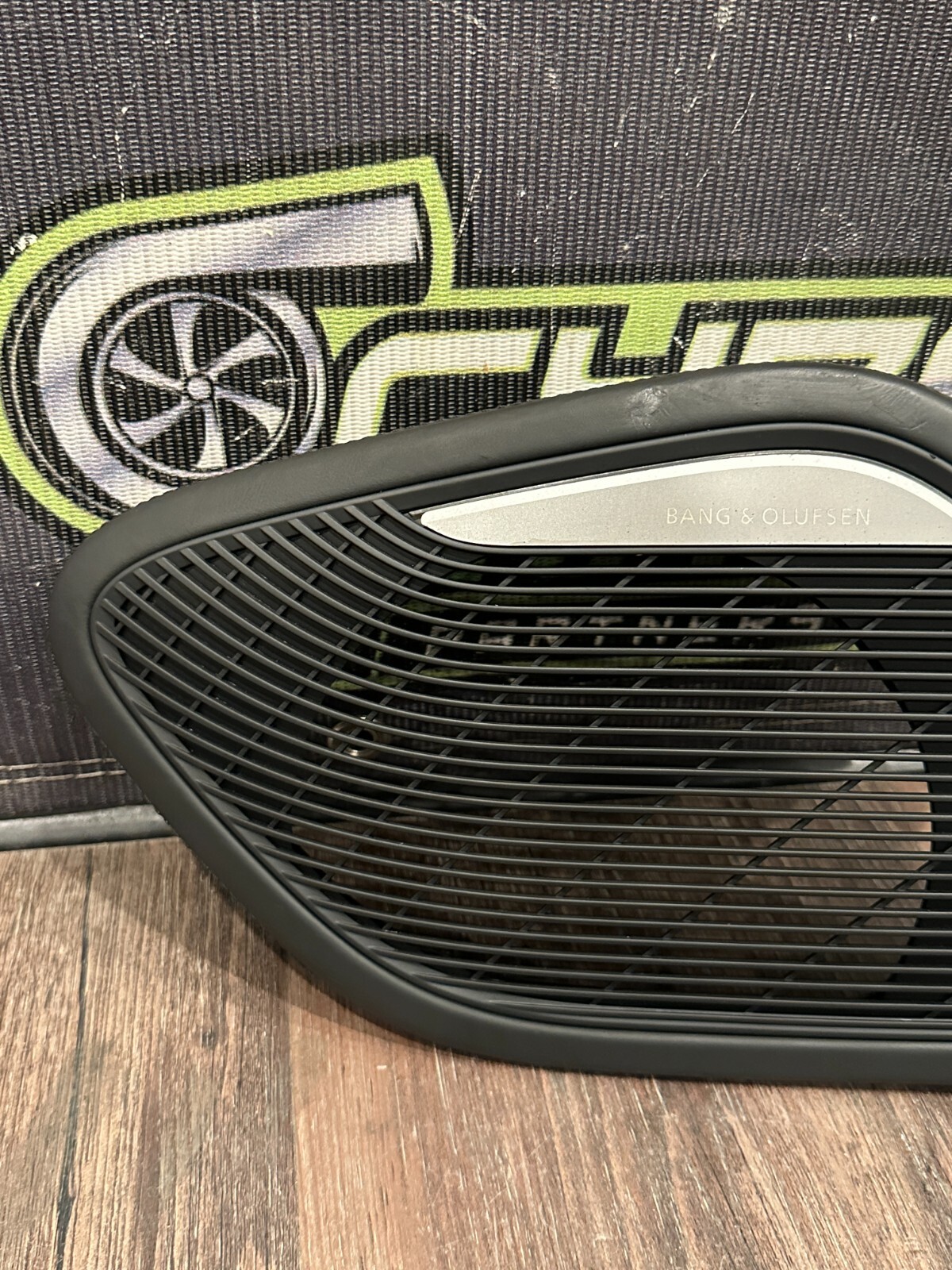 2021 AUDI R8 RIGHT BANG & OLUFSEN B&O DOOR PANEL SPEAKER COVER OEM  *WEAR/READ*