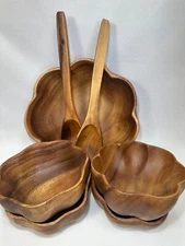 Acacia Wood Scalloped Bowl Set.  7 pcs. 1 Salad, 4 serving, 2 utensils.  Used.