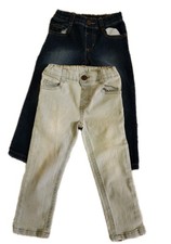 Girls 3t Set of 2 Jeans Garanimals