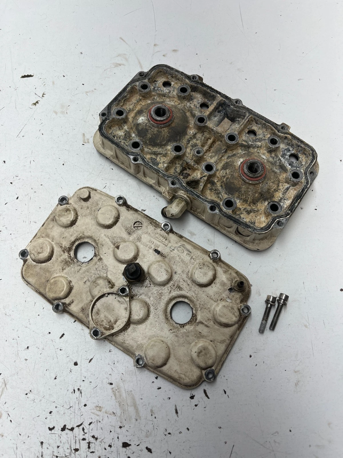 97 Sea-doo GTS Seadoo Jet Ski OEM GOOD! Cylinder Head Cover Dome Cap