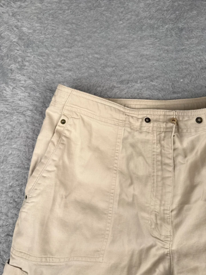 VINTAGE Lauren Ralph Lauren Shorts Womens 8 Beige Cargo LRL 100% Cotton READ ME - Image 4 of 4