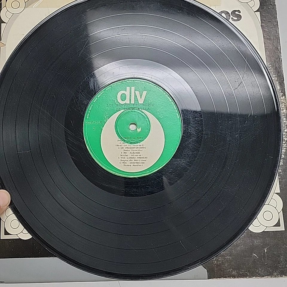 Rare! LOS BRAVOS DEL NORTE DE RAMON AYALA "Tus Pucheros" LP VINYL RECORD DLV 118 - Image 3 of 4