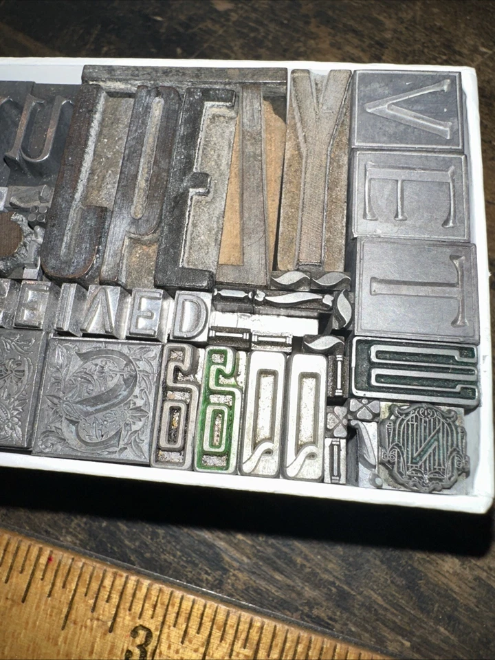 Printing Blocks “ Ornamental Borders Dingbats” Variety #id - Image 4 of 4
