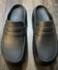 Crocs Black high-platform clog  210659 men size 8, women size 10 slip on clog