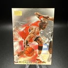 SkyBox 1998-99 Premium Michael Jordan #23 Chicago Bulls Basketball Card