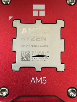 AMD Ryzen 5 9600X 6-Core 12-Thread CPU AM5 Socket 5.4GHz Boost Radeon Graphics