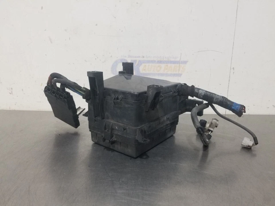 03 2003 TOYOTA LAND CRUISER 4.7L ENGINE FUSE BOX - Изображение 4 из 4