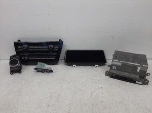 BMW X5 F15 Sat. 2013 Navi. UNIT Satellitennavigation Head Unit