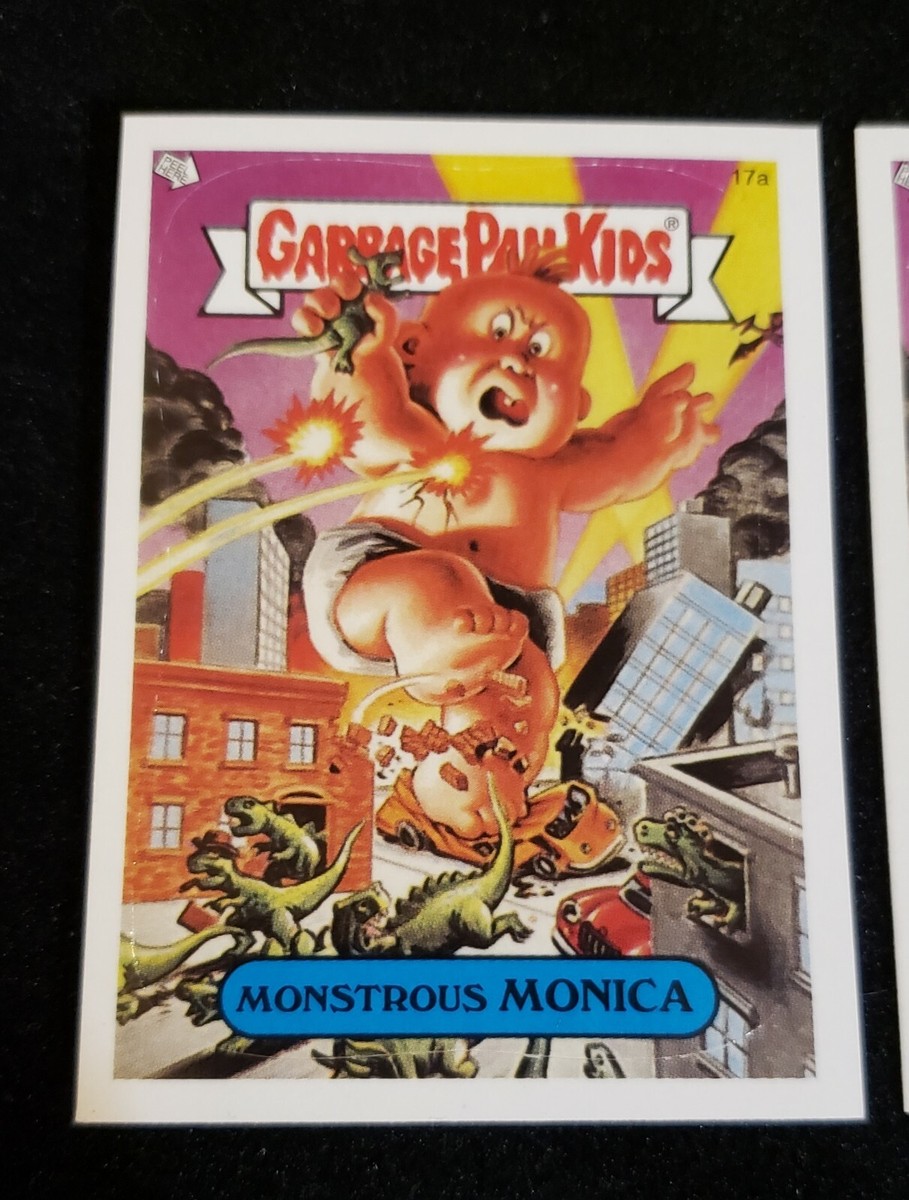 GARBAGE PAIL KIDS 17A MONSTROUS MONICA & 17B COLOSSAL COLE 2003