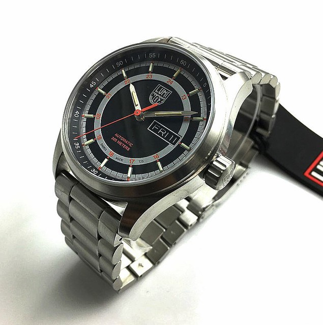 luminox atacama field automatic 1902