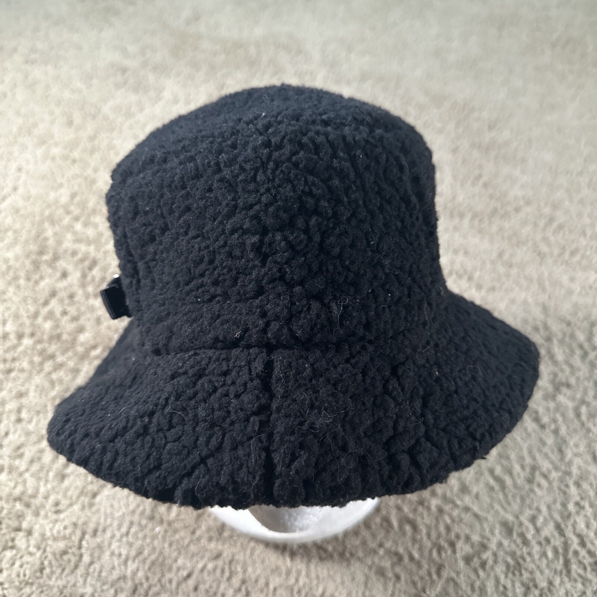 Lululemon Black Fleece Adjustable Bucket Hat Soft Sherpa Winter NWT‎ Quilted Fleece-Lined Bucket Hat | Women main image 3