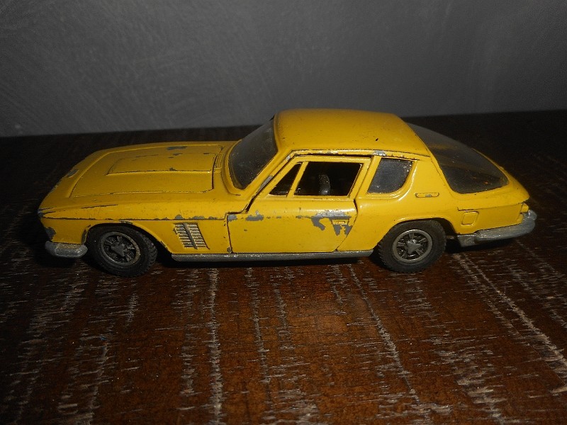 Ex Mag EJ05, Road Runner Figure Looney Tunes - Free Price Guide