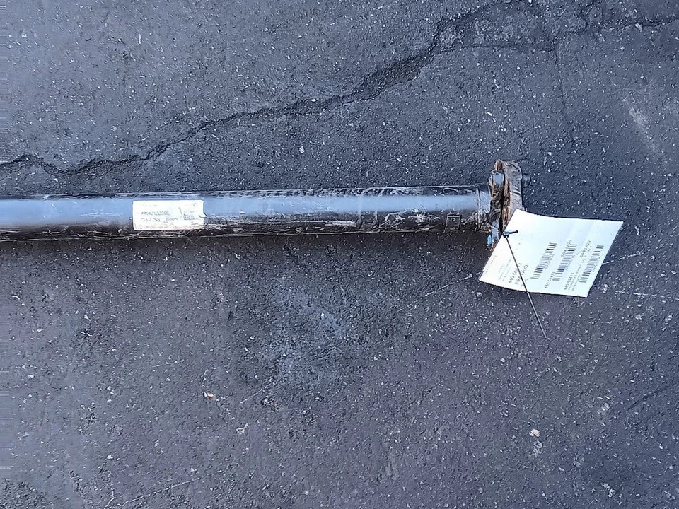 Hélice del eje de transmisión delantero 99142102001 Porsche 911 AWD 12-19 Foto 2 de 4