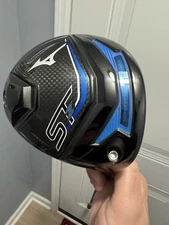 Mizuno ST-Z 230 10.5* Driver Fujikura Motore X F3 6S. Headcover included. 