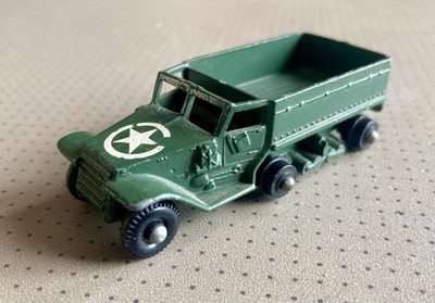 MATCHBOX No.49 M3 Personnel Carrier Half Track LESNEY 1-75 black wheel