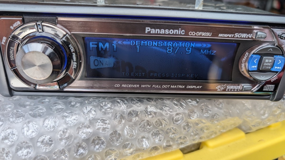 panasonic CQ-DF903U car radio with Bluetooth Adapter Aux