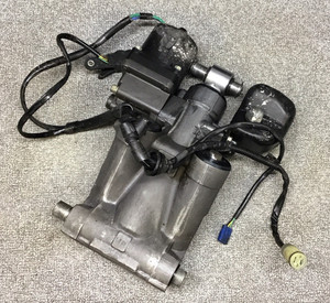 2003 200hp Honda Tilt And Trim OEM Asssembly freshwater