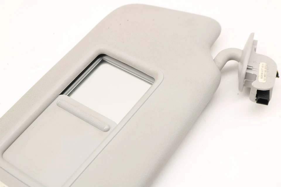 AUDI S3 2008-2012 - Parasol izquierdo/espejo 8P0857551 Foto 2 de 4