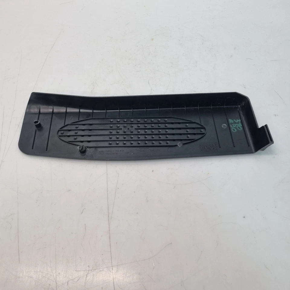 Repose-Pied Pack M BMW E90 E91 E92 E93 – Réf. 7906850 – Occasion - Photo 3/4