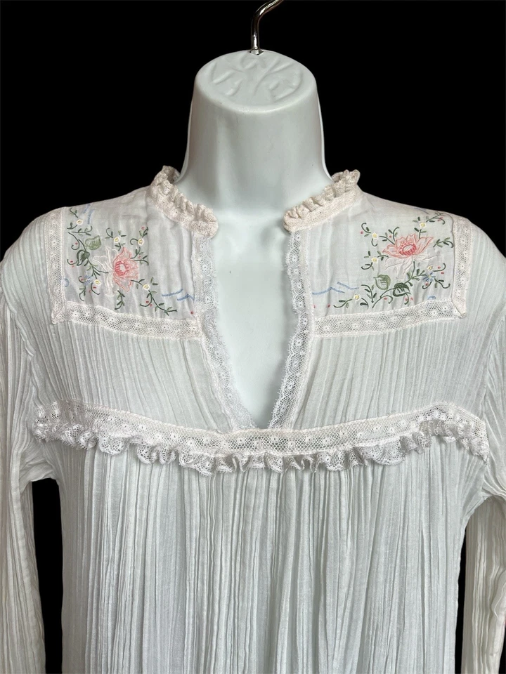 VTG Christian Dior Lingerie 70s Gauze Cotton Nightgown White Lace Quiet Luxury - Image 3 of 4