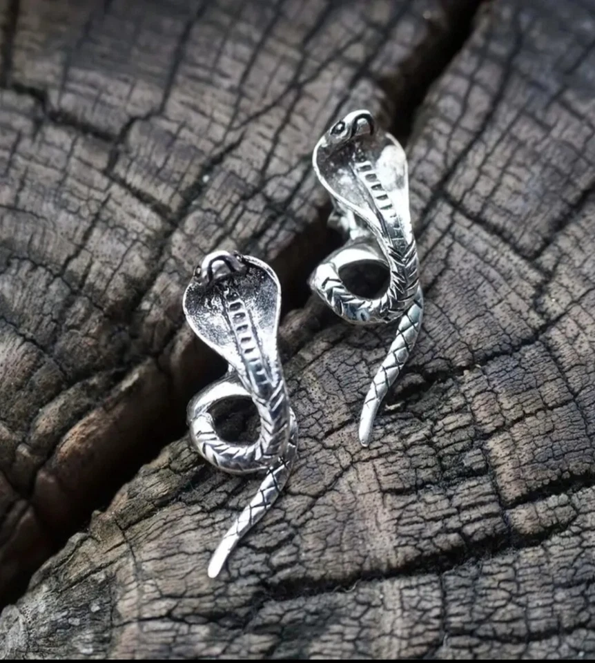 Pendientes Unisex Cobra Serpiente Fuente y Espalda Animales Edgy Halloween Punk Joyería Foto 2 de 4
