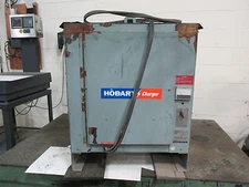 Hobart Brothers Hobart Charger Model 3R12-450 24V Battery Type LA D7~ 19913ISU
