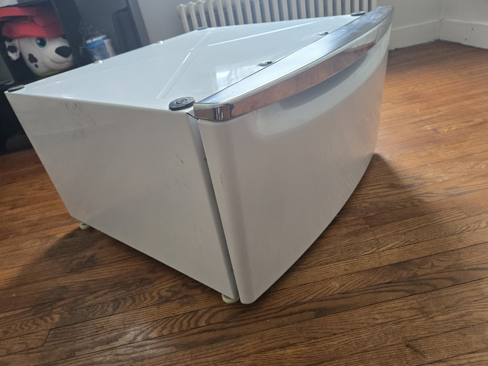 15.5" Maytag Pedestal for Front Load Washer and Dryer with Storage