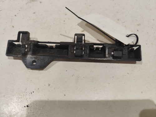 BMW 3 F30 F35 F31 2012 Rechts Halterung Stoßstange Stoßfänger vorne PAR12035